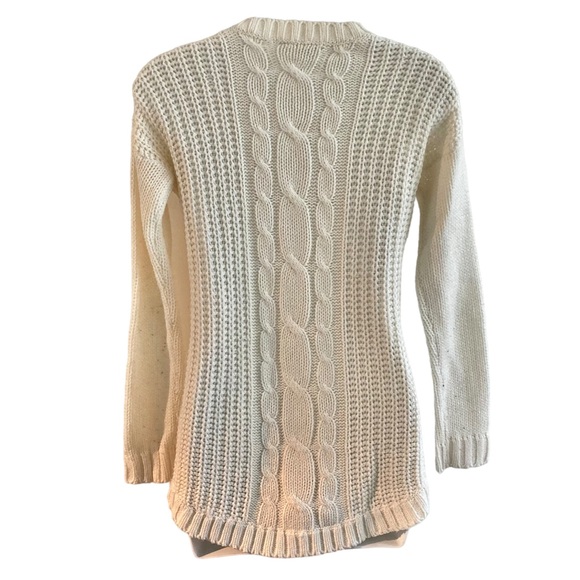 Cabin Fever | Sweater - Picture 9 of 10